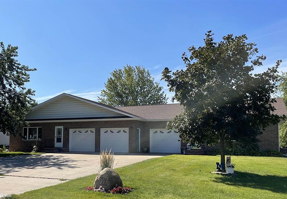 704706 E Cass St, Montezuma, IA 50171 Zillow