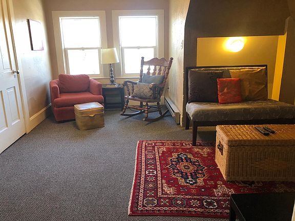3rd image of 1537 Gaylord St APT 6