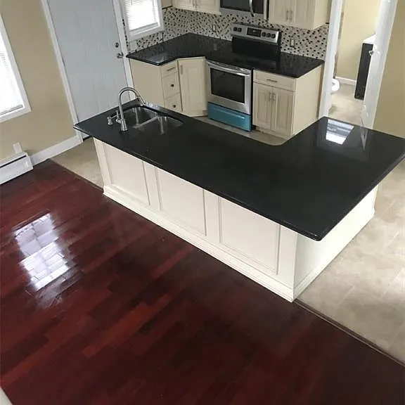 175 Richmond Blvd — Photo 3