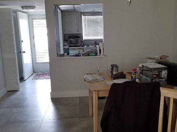 3rd image of 2580 Boundbrook Blvd #208