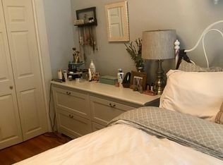 261 Hanover St APT 004, Boston, MA 02113