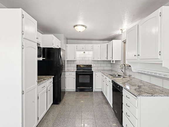 5th image of 6968 W 74th Ave