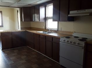 1122 Wellington St, Waterloo, IA 50702