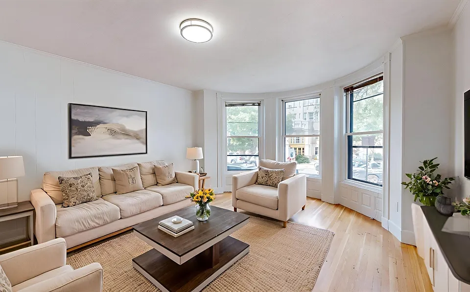 513 Beacon St #3