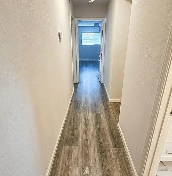 9327 Leader St — Photo 18