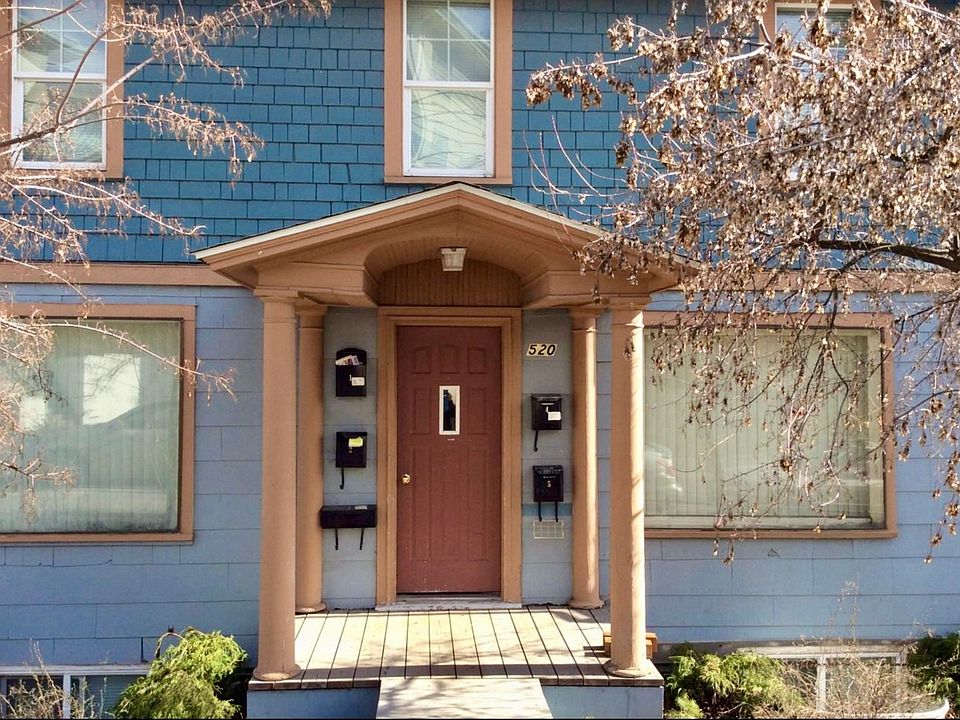 2nd image of 520 NE Maiden Ln #5
