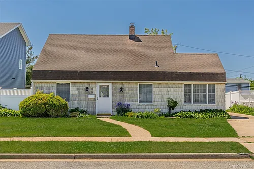 68 Crescent Ln Photo 1