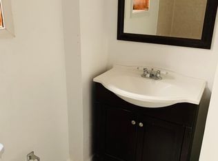 1218 S Broad St #1F, Philadelphia, PA 19146