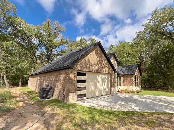 2nd image of 123 Channelview Dr