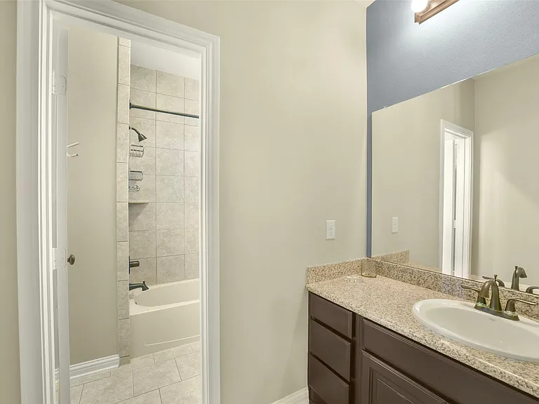 6982 Lake Paloma Trl — Photo 36