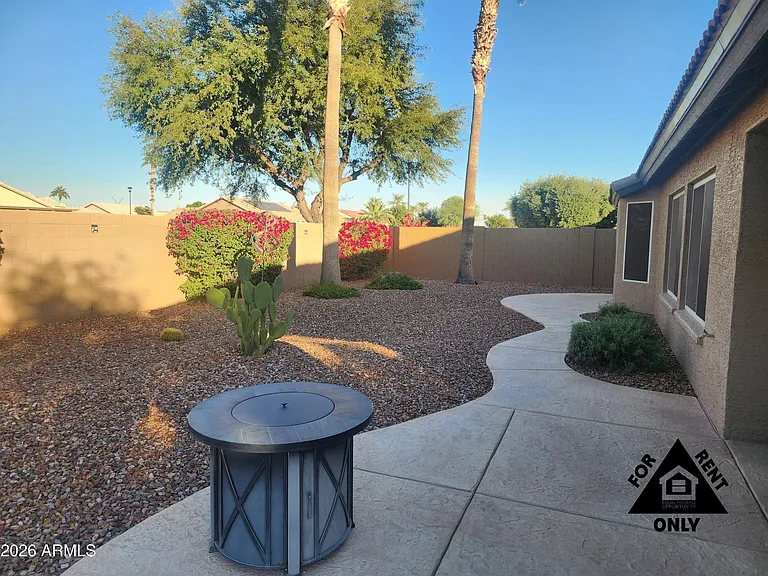 14750 W Avalon Dr — Photo 30