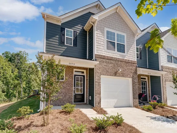 8050 Scarlet Maple Ln, Tega Cay, SC 29708