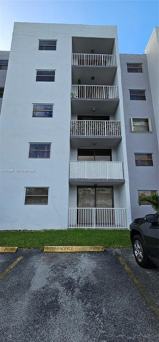 Building Photo - 8145 NW 7th St #114