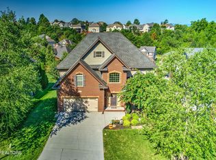 10319 Harrison Springs Ln, Knoxville, TN 37932