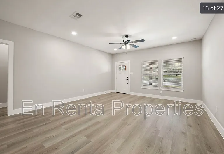 3329 Hemphill St — Photo 17