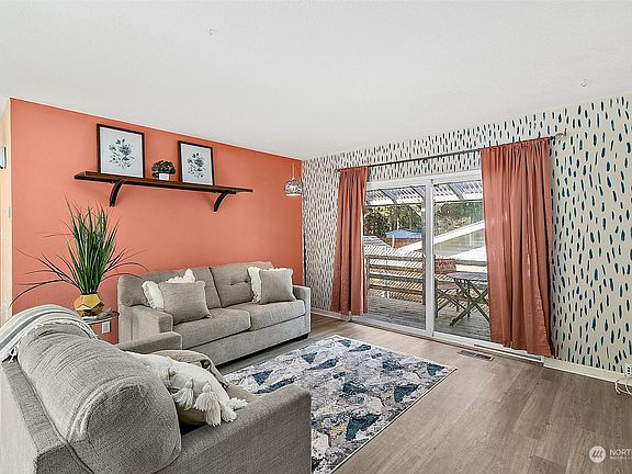 4th image of 3753 Conifer park Drive
