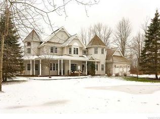 9905 Heroy Rd, Clarence Center, NY 14032