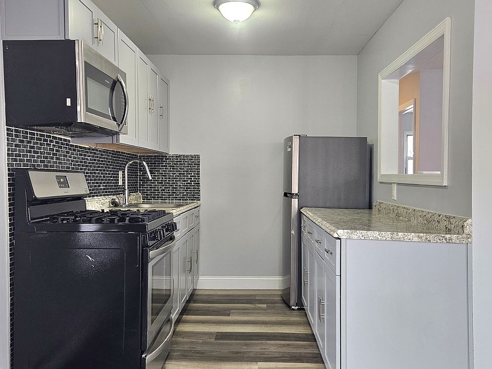 1st image of 1714 41st St APT C