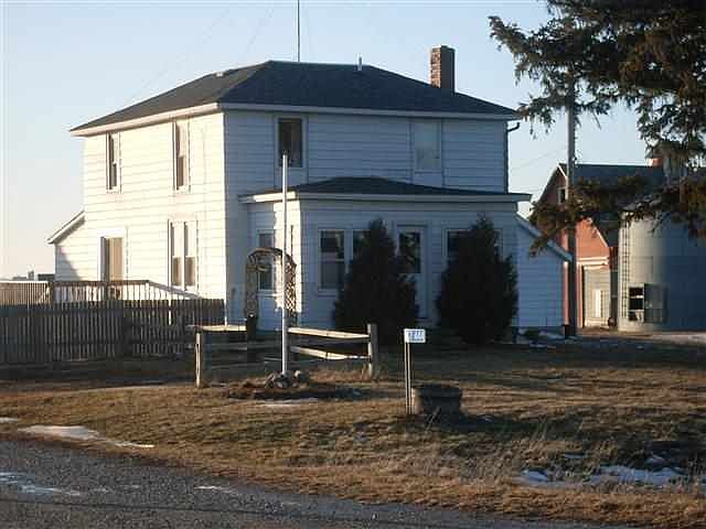 1st image of 7444 Thrush Ave