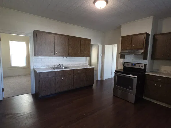 186 Dover St #1, Brockton, MA 02301