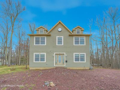 958 Arrowhead Dr, Pocono Lake, PA, 18347