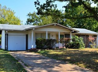 2960 Wellington Dr, Florissant, MO