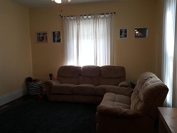 2nd image of 325 NE 6th St