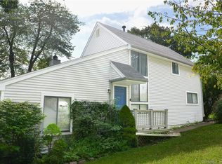 17 Hurley Cmns, Bristol, CT 06010