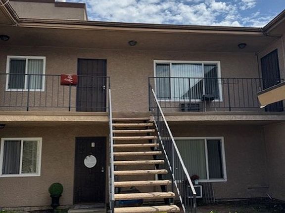 3rd image of 9722-9726 Mayne St #5