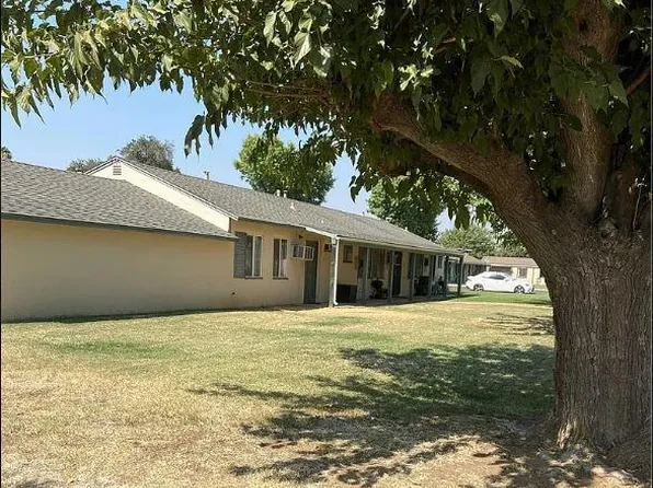 958 Barney St, Merced, CA 95340