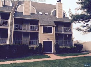 202 River Renaissance #B02, East Rutherford, NJ 07073
