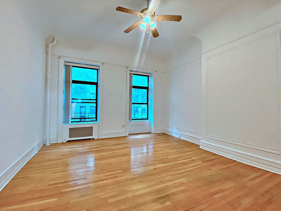 1st image of 20 W 69th St #1N