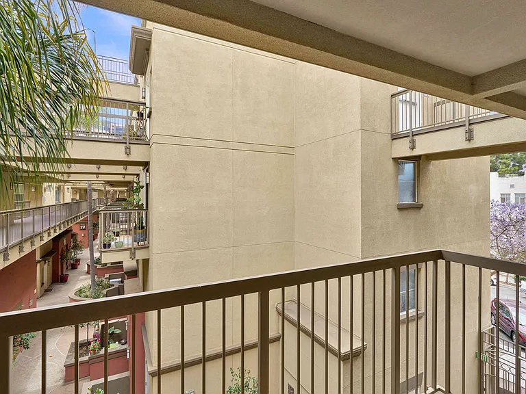 Gema San Diego Townhomes — Photo 14