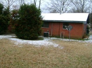 610 Davis St, Winona, MS 38967
