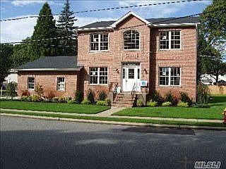1st image of 1376 Park Ave
