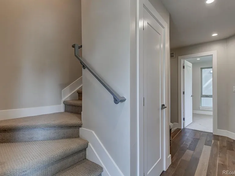 3875 E 4th Ave #4 — Photo 14