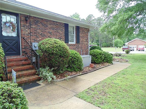 2nd image of 1250 Riverview Dr