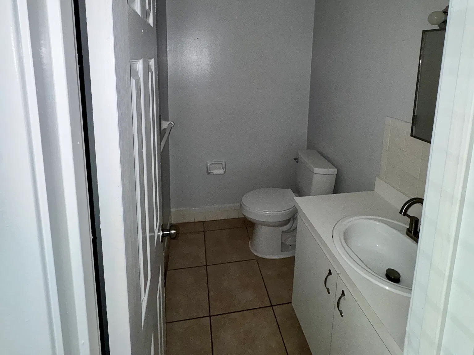 2 bed, 1.5 bath, 1200 sqft, $1,275 — Photo 4