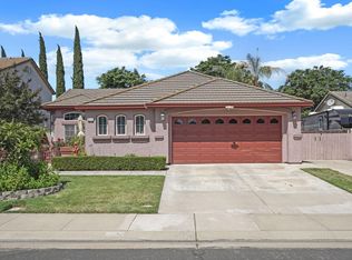 573 Fribourg Ln, Manteca, CA