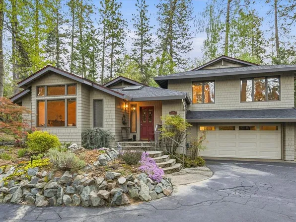 136 Orchard St, Nevada City, CA 95959