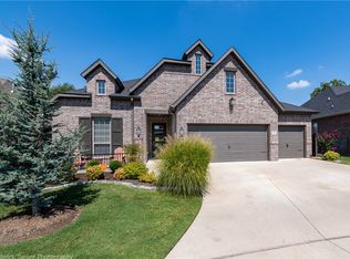 2502 SW Nottingham Ave, Bentonville, AR 72712