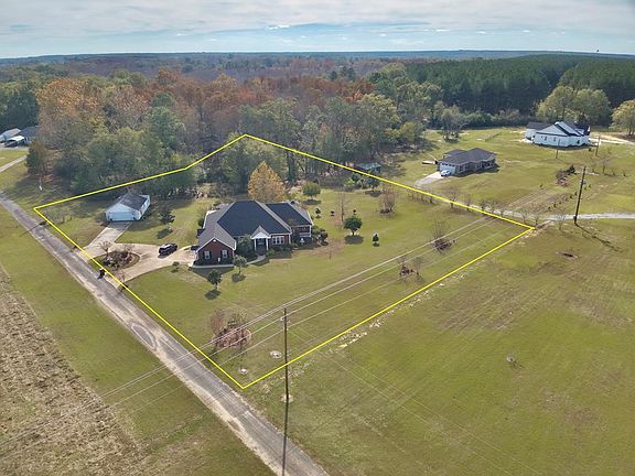 18844 E State Hwy #52, Slocomb, AL 36375 | MLS #195472 | Zillow