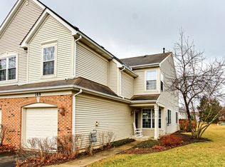 109 Stockton Dr, Grayslake, IL 60030
