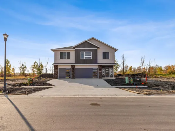 961 61st Ave W, West Fargo, ND 58047