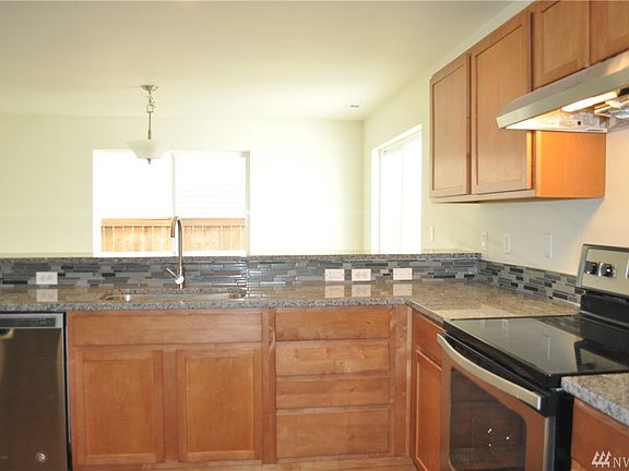5th image of 1828 E 41st St