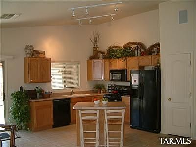 4th image of 1450 S Starglow Dr