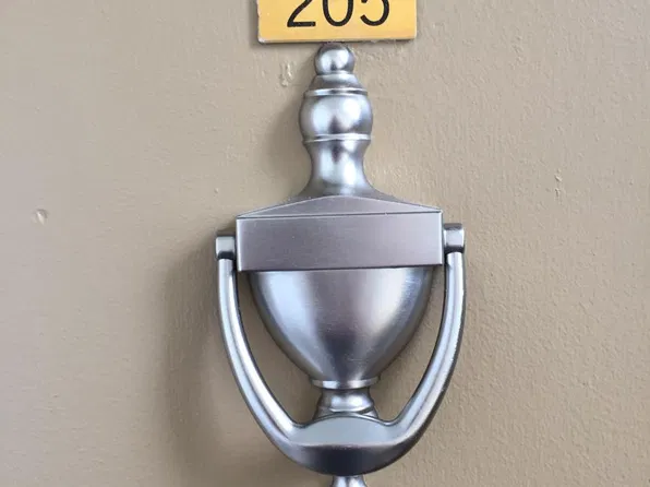 1303 Cove Ave APT 205, Lakewood, OH 44107