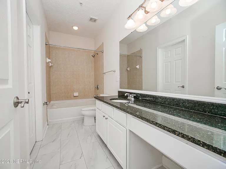 4442 Rock Creek Cir — Photo 19