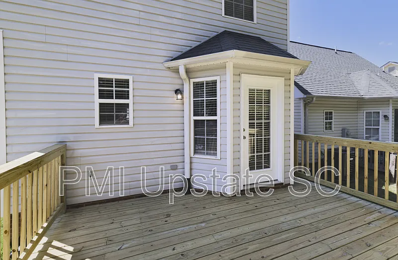 3 bed, 2.5 bath, $1,575 — Photo 3