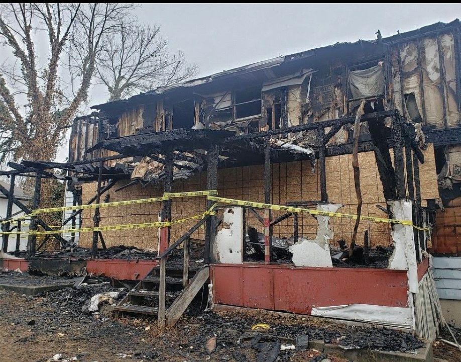 2nd image of 907 Oak Hill Ave